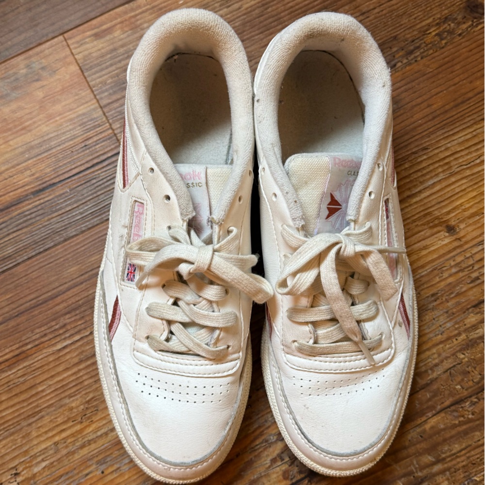 Reebok White with Pink and Red stripe Classic Sneakers